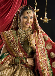 Gold Jewelry sets for brides