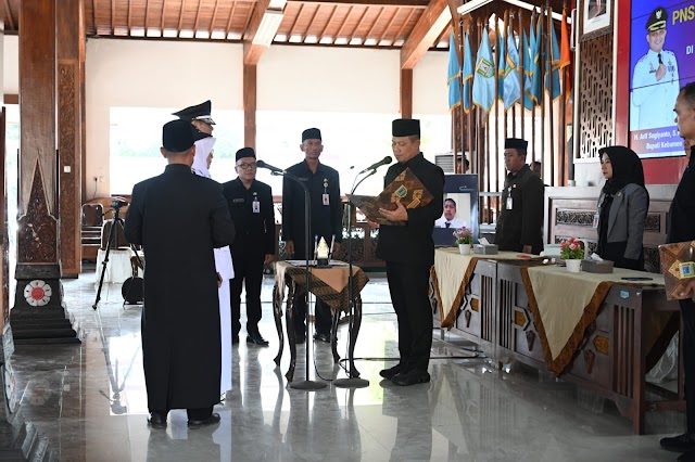 Bupati Kebumen Lantik 15 Pejabat Baru, Turisno Ssos Jabat Camat Puring