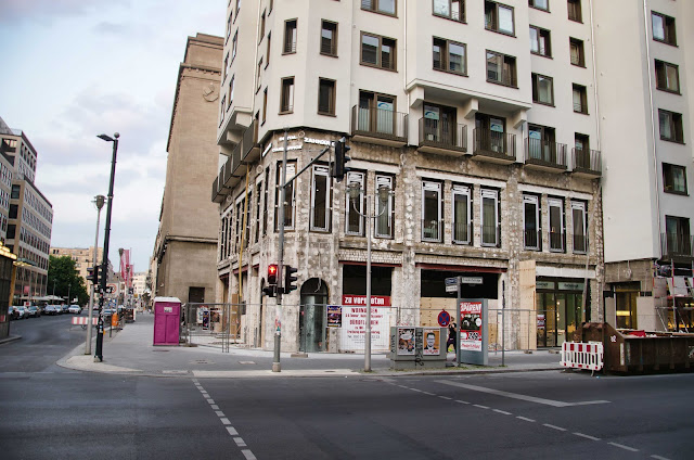 Baustelle Fassaden Restaurierung, Friedrichstraße 63, 10117 Berlin, 06.06.2015