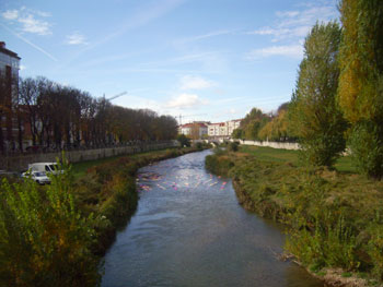 Río Arlanzón atravesando Burgos
