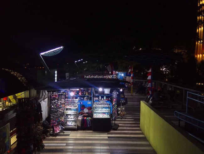 cihampelas walk di bandung 2018