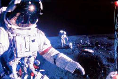 El Encubrimiento Ovni Debe Terminar Dice El Caminante Lunar Edgar Mitchell Julio 31 2013