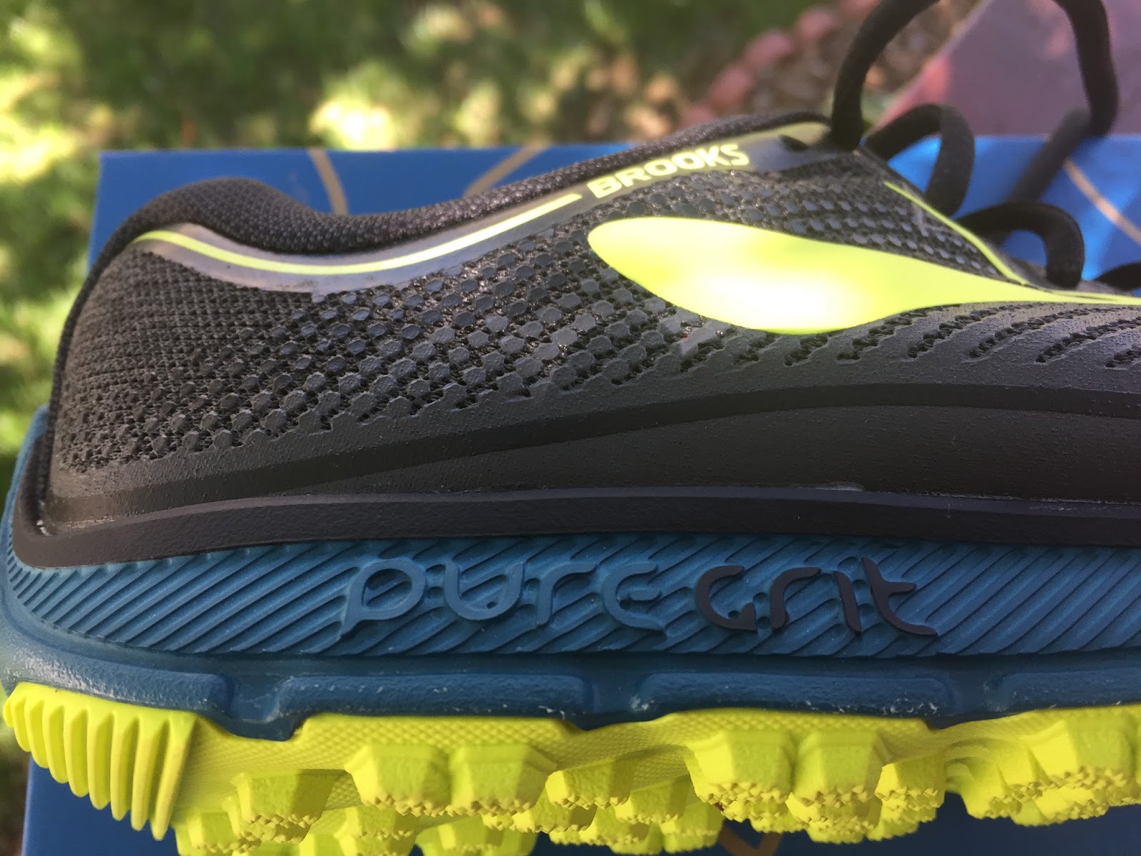 Brooks PureGrit 6 Trail Running Shoes