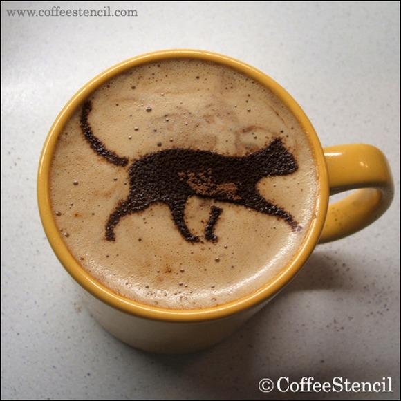 Desenhos de gatos no café
