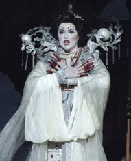 Lori Phillips is Turandot