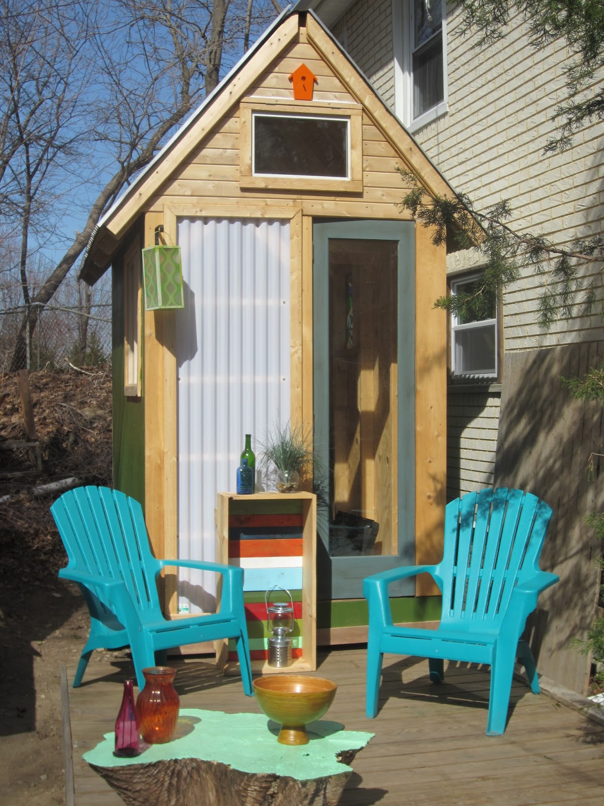 Relaxshacks com A tiny tiny tiny house on wheels Built 