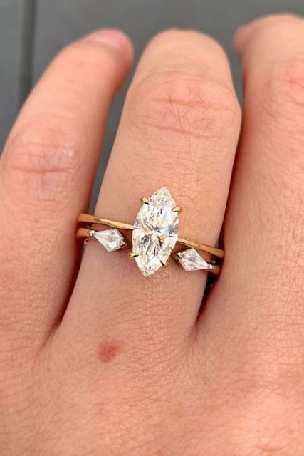 MARQUISE MOISSANITE RING