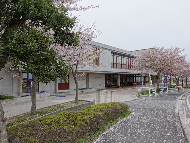 鳥取県西伯郡大山町名和　大山町立名和小学校