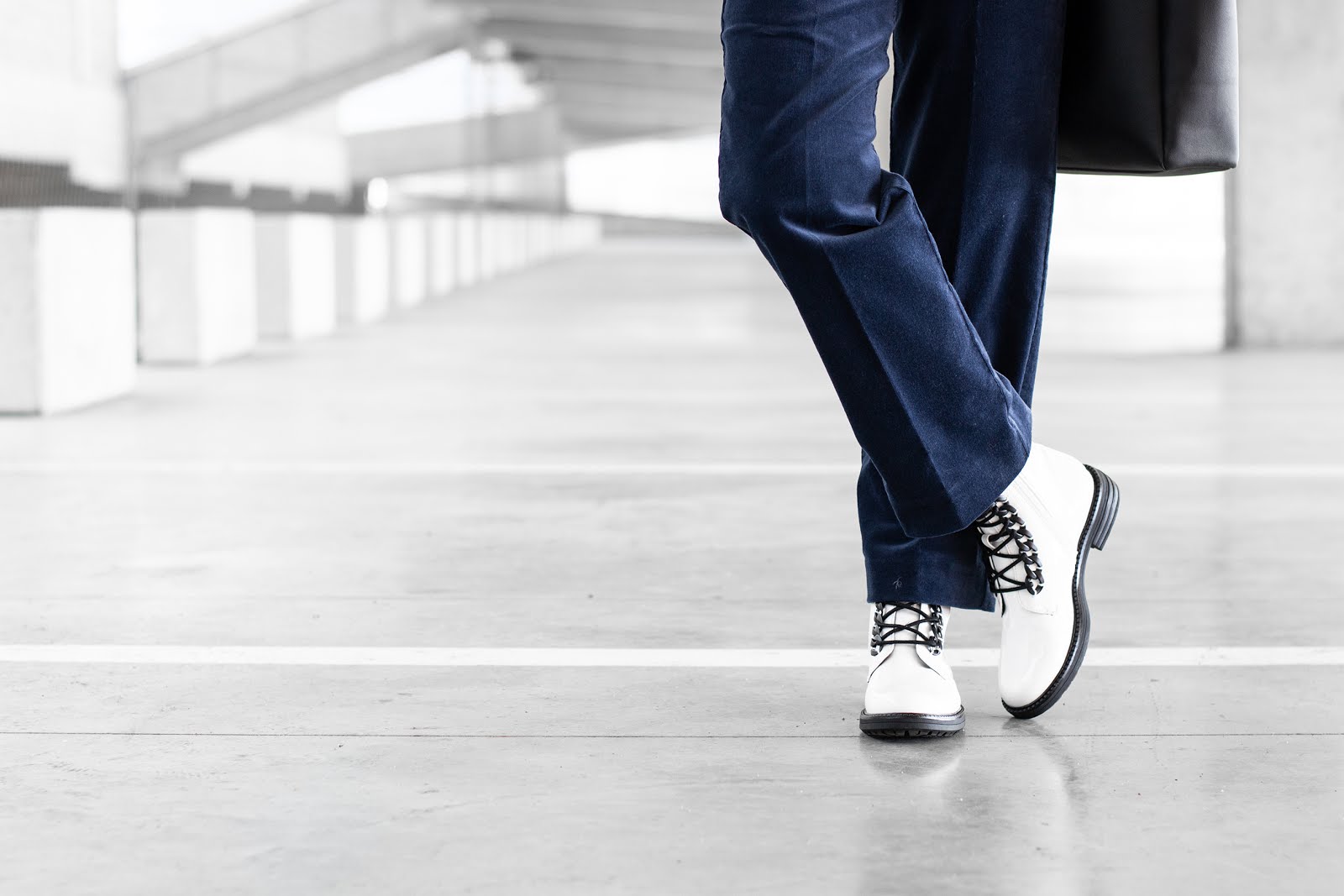 s.Oliver, wide leg trousers, wijde broek, dark blue, navy, monochrome, minimalist, outfit, street style, inspiration, belgium, 2019, trend, how to wear