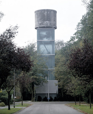 Water Towers Transformed   into Houses Seen On www.coolpicturegallery.us