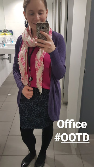 office outfit pink purple and navy pencil skirt and cosy cardigan selfie | awayfromblue