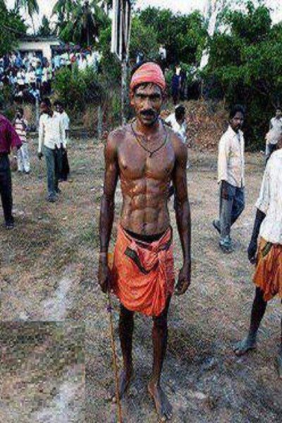 Funny Photos from India, indian six packs