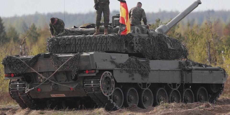 Іспанія відправила Україні танки і бронетранспортери