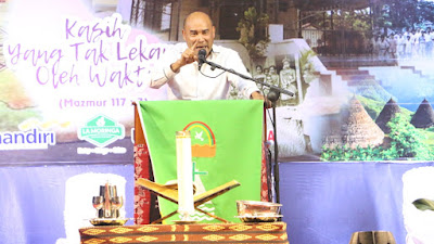 Hadiri Ibadah Syukur HUT ke-408 GMIT Jemaat Kota Kupang, Gubernur VBL Berikan Apresiasi