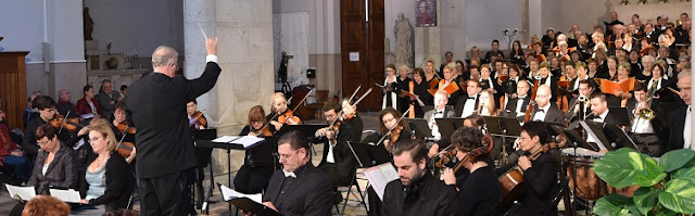 Concert Mozart du 21 octobre 2018 à Chauny: Michel Méaux, la Chorale A Capella, les Brussels International Singers et les Amis de Mozart de Mons