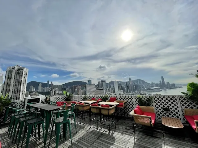 SìpSip Rooftop Bar hong kong