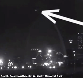 UFO Recorded Over Gateway Arch 8-2-16