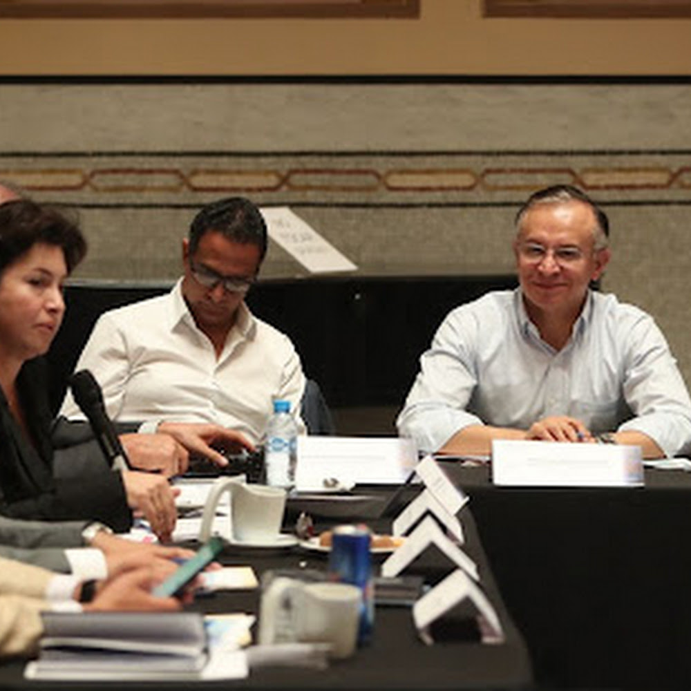 Gobierno | Alcalde de Toluca propone mayores recursos para los municipios de todo México.