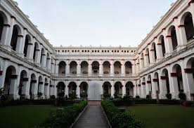 Indian Museum Kolkata : India's largest Museum  location,timing, entry fee