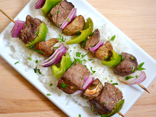 balsamic beef kebabs