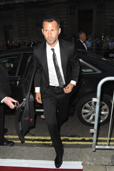 ryan giggs dresses. Ryan Giggs