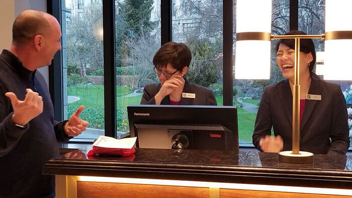 We Couldn't Stop Laughing With The Hilarious Story Of The Worst Hotel Guest Ever That Even Got Banned From Hotel Forever