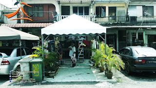 10 x 10 Pyramid Canvas - A nearby customer have requested to change the old canvas. The customer using this 10' x 10' Pyramid Canopy as a car Porch.