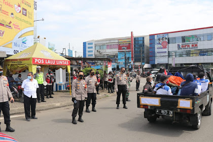 Polda Banten Kawal Aksi Unras Damai Buruh Terkait UU Cipta Kerja Dengan Terapkan Prokes