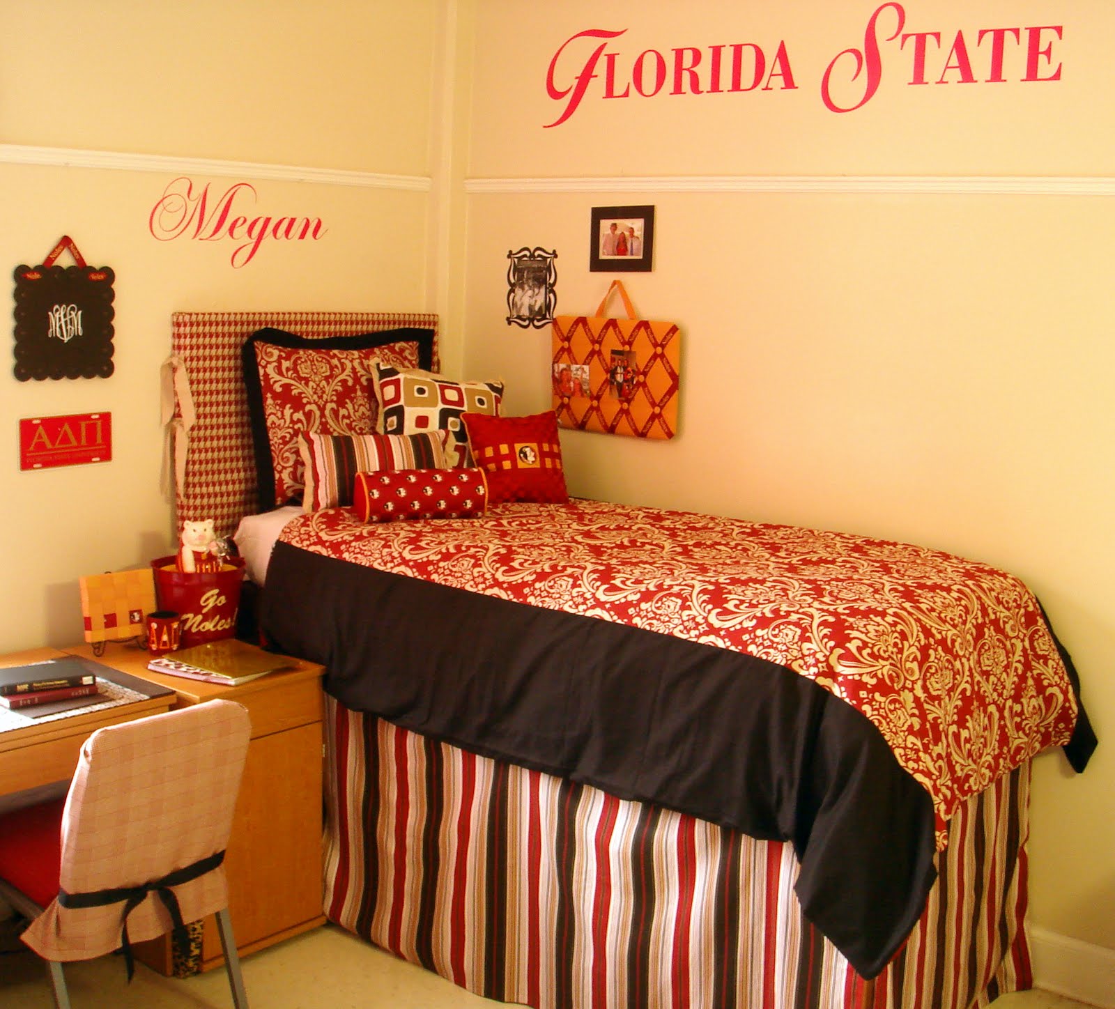  Decor  2 Ur Door Dorm  Bedding Ideas  Dorm  Room  Bedding 