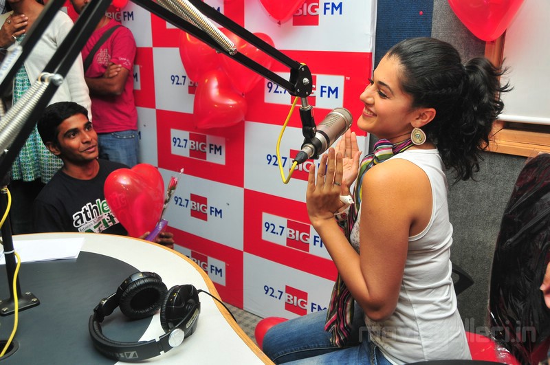 Photos Actress Tapsee Panu Latest Stills In  Big FM Photogallery unseen pics