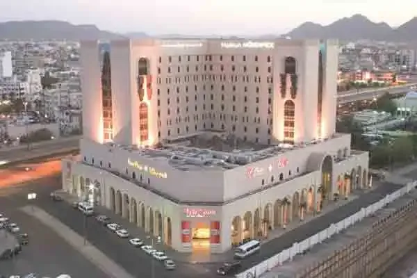 فندق المدينه موفنبيك.