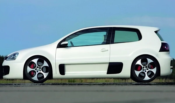 Volkswagen Golf GTI W12-650