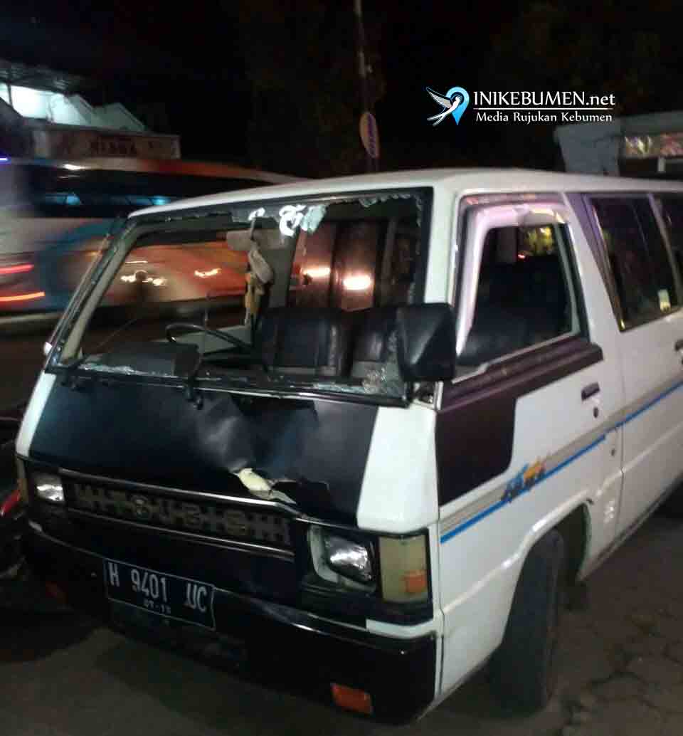 Becanda di Jalan, Pelajar SD Tewas Ditabrak Mobil Pembawa Rombongan Silaturahmi