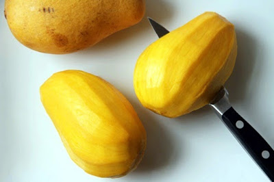 hubungan buah mangga dan ruam kulit