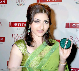 Soha Ali Khan, launched the beautiful Titan Raga DIVA Collection