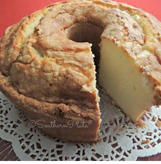 Aunt Sue’s Famous Pound Cake