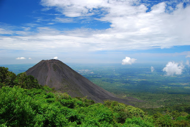 Volcán de Izalco en El Salvador