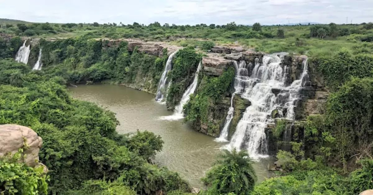 Popular Tourist Places to Visit in Telangana State