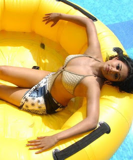 Actress Priyamani in bikini