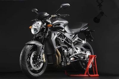 2011 MV Agusta Brutale 920 Official Photos