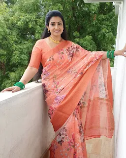 Serial Actress Sujitha Dhanush Latest Saree Pics