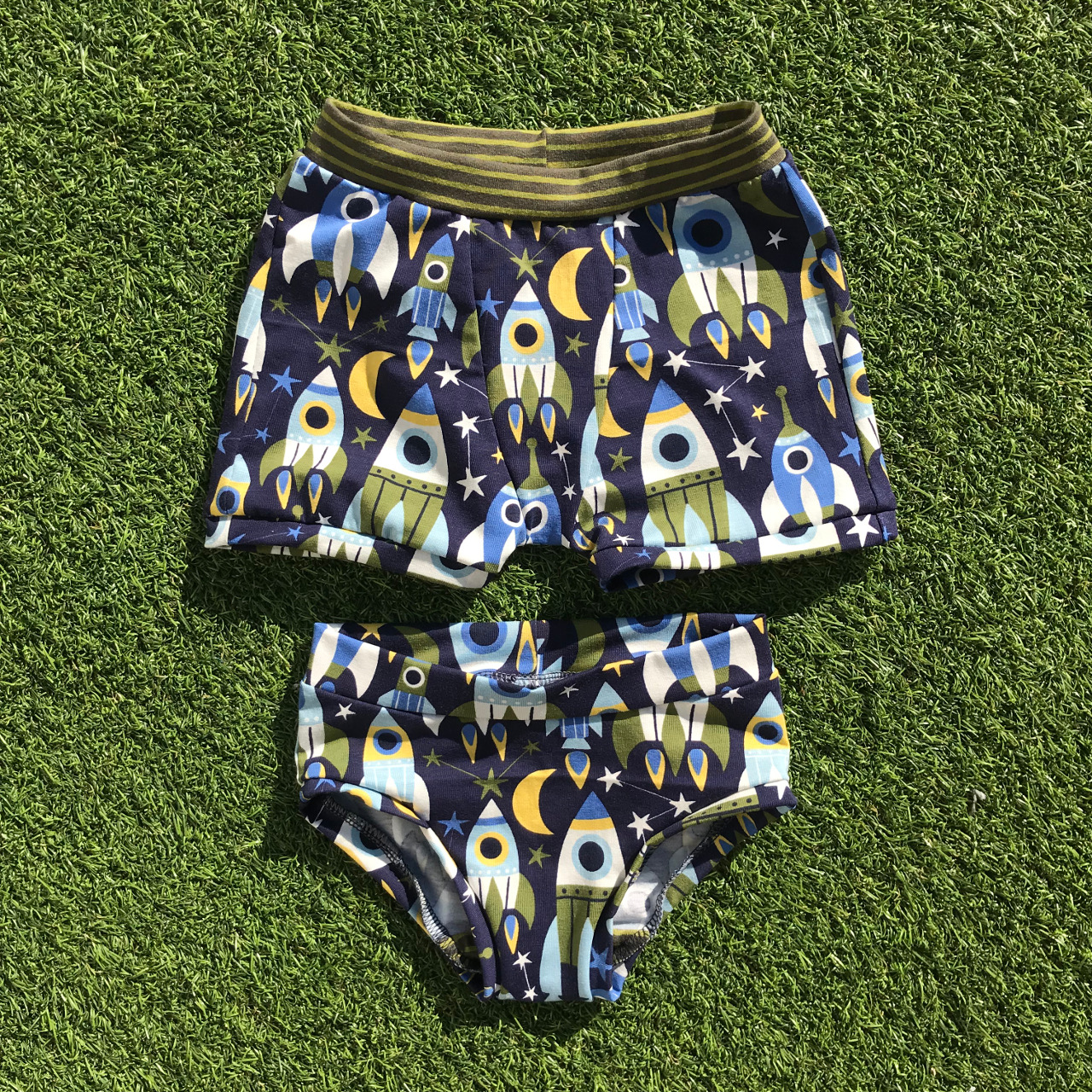 So, Zo': Free Pattern Friday: Kids' Speedy Pants (Boxers AND Briefs  Edition)