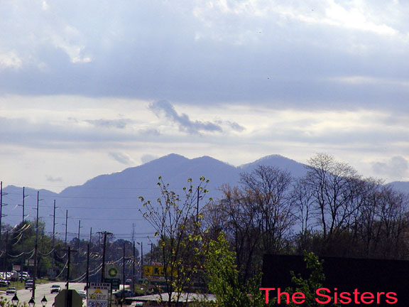 Triple mountain peaks of blue mountains