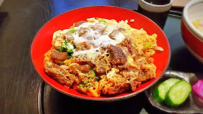 人文研究見聞録：ぼっかけ丼 [兵庫県]