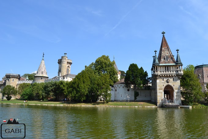 Laxenburg - zamek i ogrody