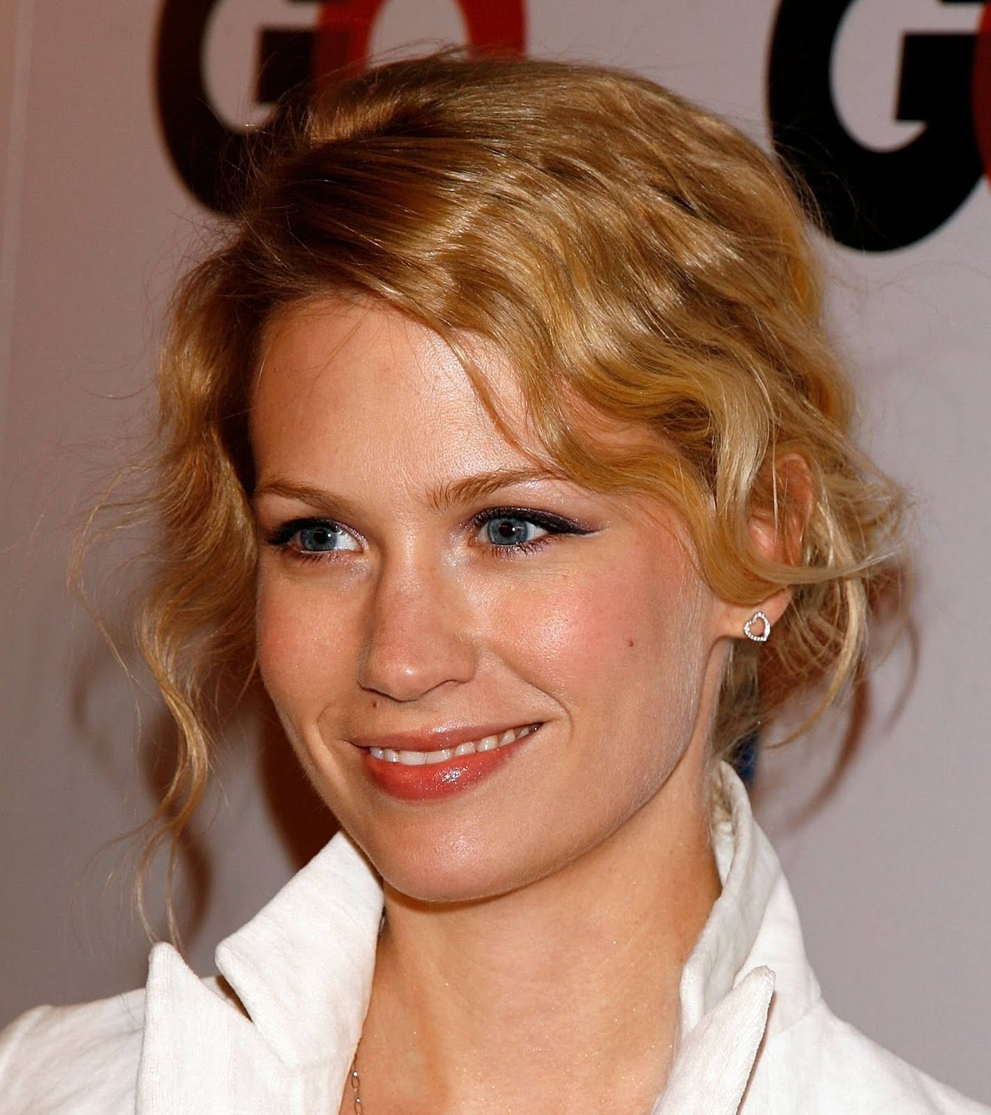 Celebrity January Jones Latest Hairstyle Picture title=