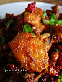 Sichuan-Food-JB-Restaurant-Culture-渝香食府