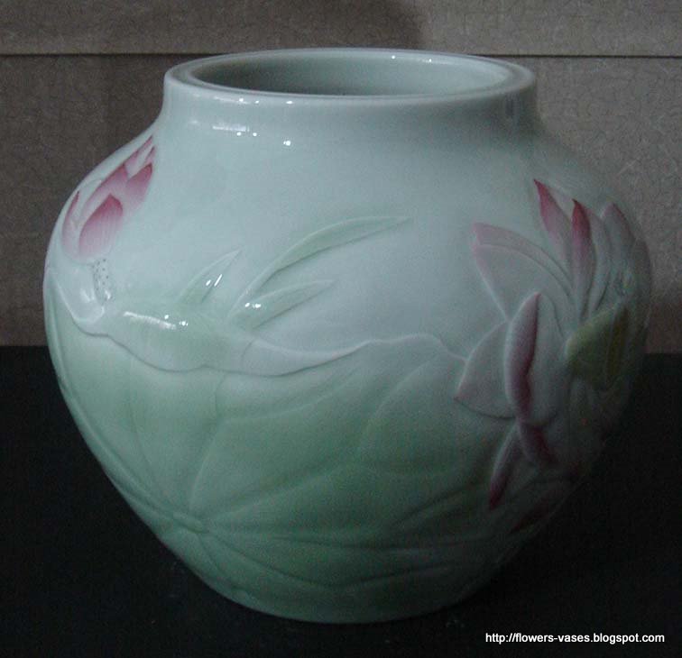 Flowers vases:vases-15768
