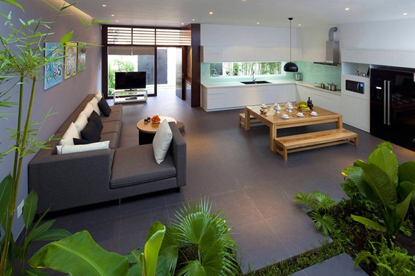 Architects in Vietnam: Elegant Family Home Contemporary Green Concept