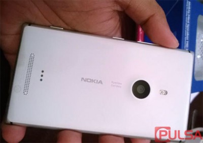 Nokia Raih Top Brand Award 2014 Kategori Smartphone